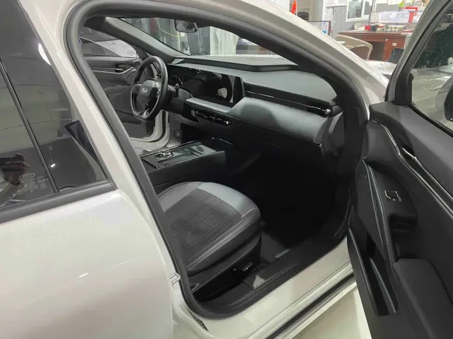 Ford Mondeo — Фото автомобиля 7
