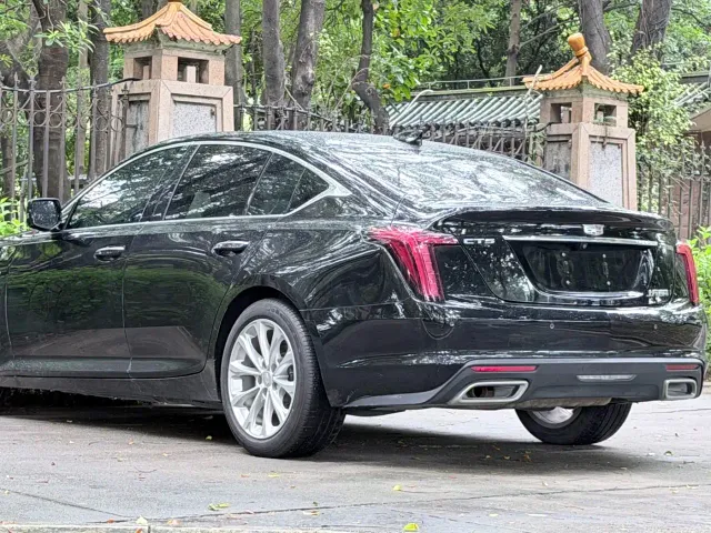 Cadillac CT5 — Фото автомобиля 5