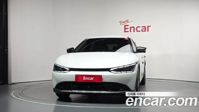 Kia EV6 — Фото автомобиля 2