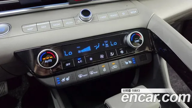 Hyundai AVANTE Новый Avante (CN7) — Фото автомобиля 25