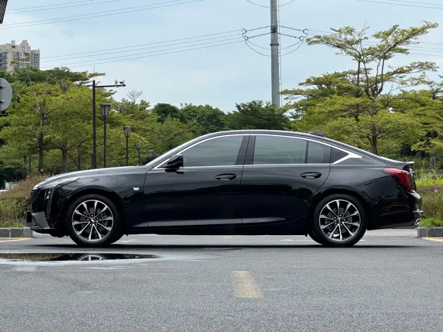 Cadillac CT5 — Фото автомобиля 5