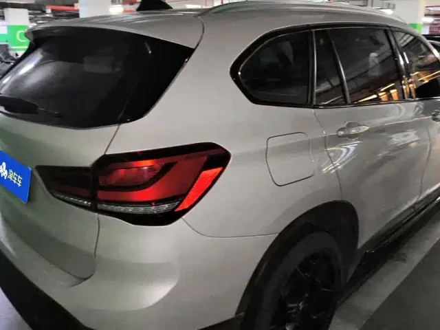 BMW X1 — Фото автомобиля 3