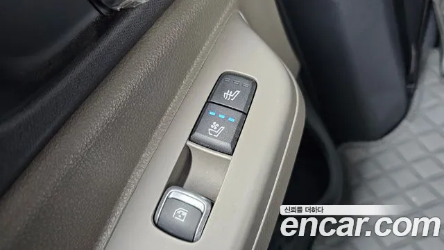 Kia Carnival — Фото автомобиля 30