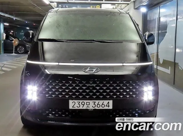 Hyundai Staria — Фото автомобиля 2