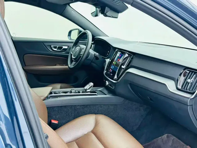 Volvo S60 — Фото автомобиля 15