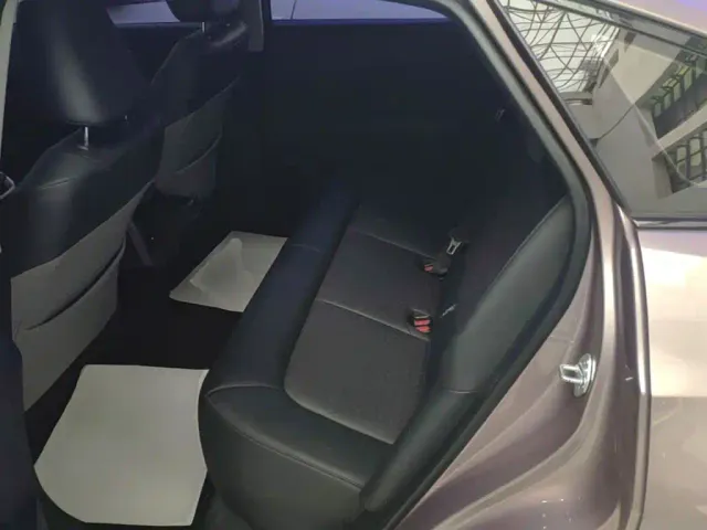 Toyota bZ3 — Фото автомобиля 16