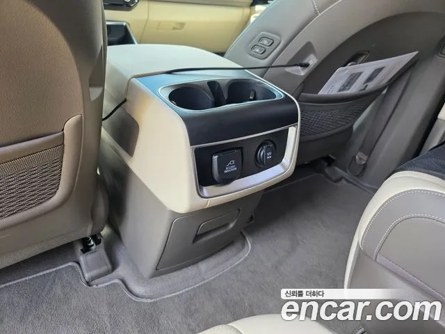 Kia Canival Новый Carnival 4 поколение Дизель 7 мест Signature — Фото автомобиля 10