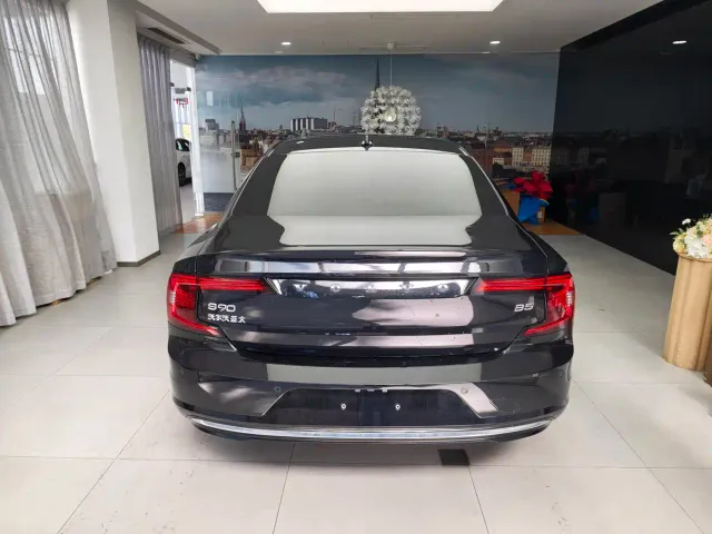 Volvo S90 — Фото автомобиля 16