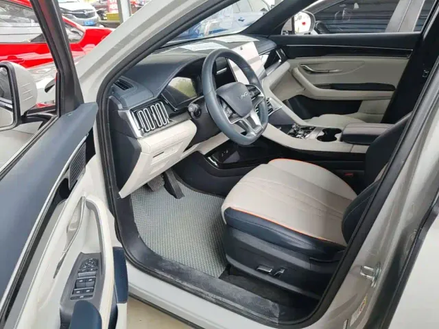 BYD Song PLUS — Фото автомобиля 15