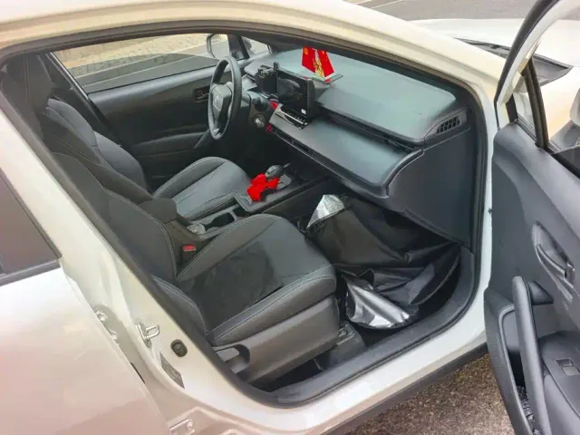 Toyota Corolla Cross — Фото автомобиля 8