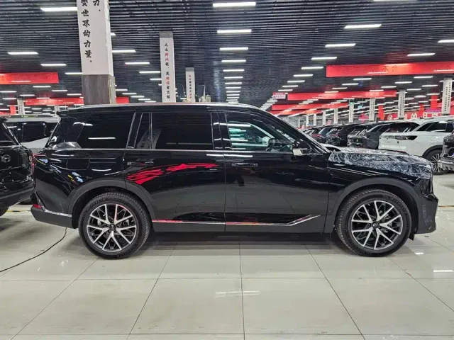 GAC Trumpchi GS8 — Фото автомобиля 4