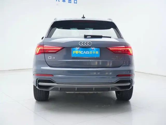 Audi Q3 — Фото автомобиля 11