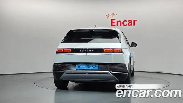 Hyundai Ioniq 5 — Фото автомобиля 4