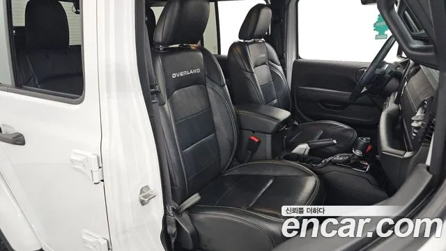 Jeep Wrangler Wrangler (JL) 2.0 Overland 4 двери — Фото автомобиля 12