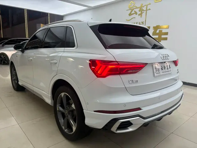 Audi Q3 — Фото автомобиля 7