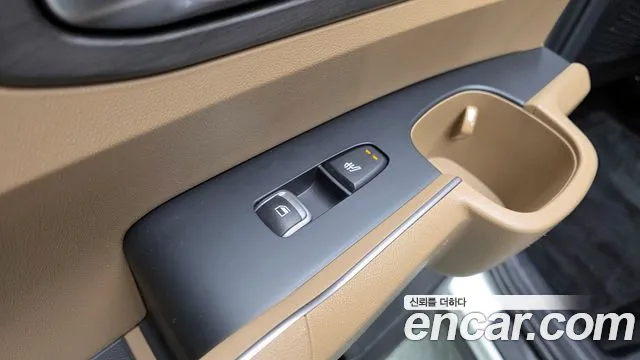 Kia Sorento Новый Sorento 4 поколение Дизель 2.2 2WD — Фото автомобиля 19