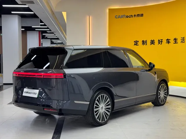 Xpeng GX — Фото автомобиля 20