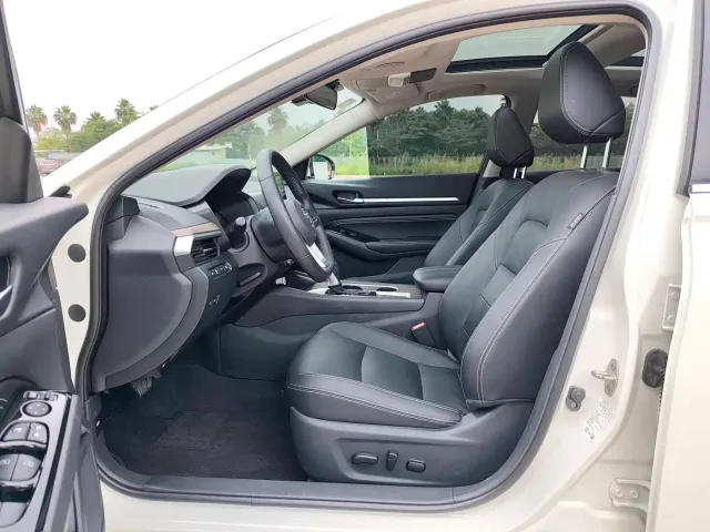 Nissan Teana — Фото автомобиля 11