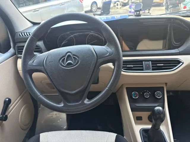 Changan Kuayue Kuayuexing V3 — Фото автомобиля 12