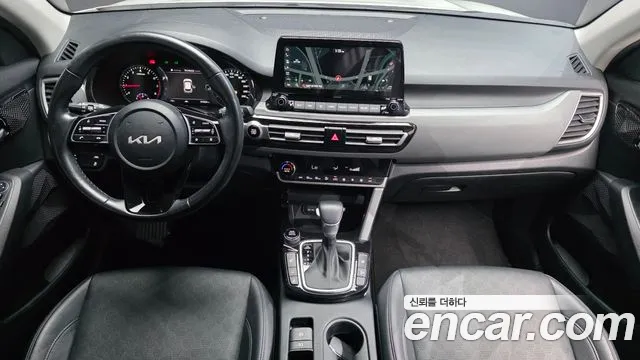 Kia Seltos — Фото автомобиля 7
