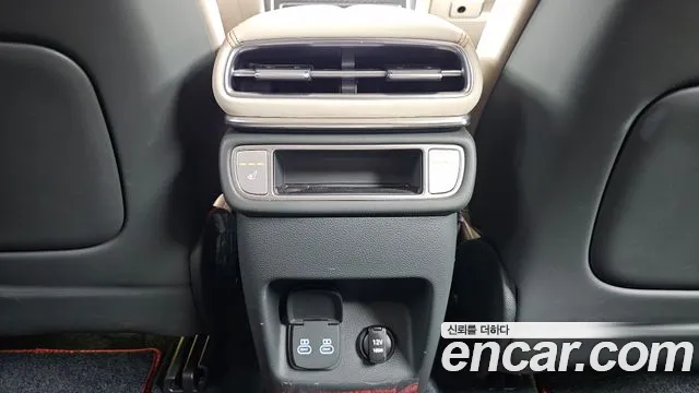 Genesis GV80 — Фото автомобиля 19