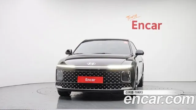 Hyundai Grandeur GN7 — Фото автомобиля 3