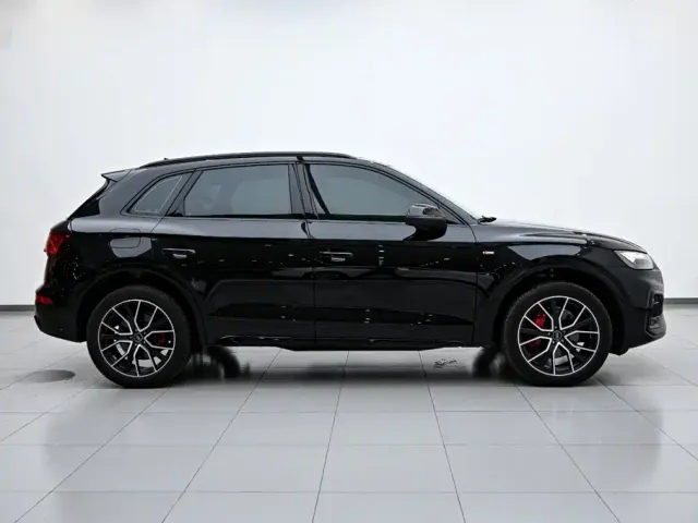 Audi Q5L — Фото автомобиля 6