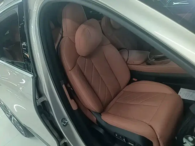 Nio EC7 — Фото автомобиля 24