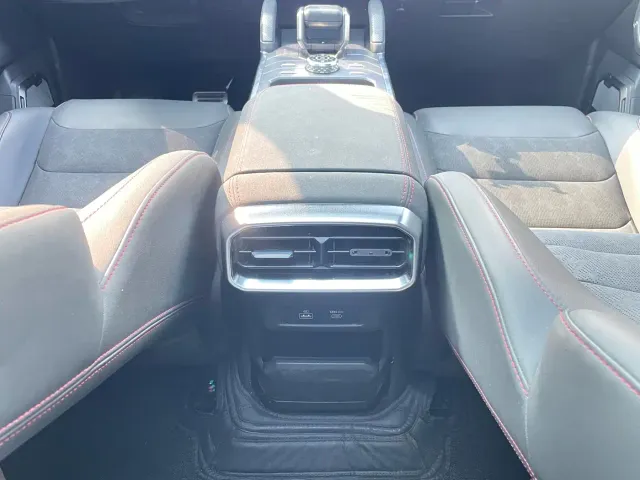 Jetour T2 — Фото автомобиля 19