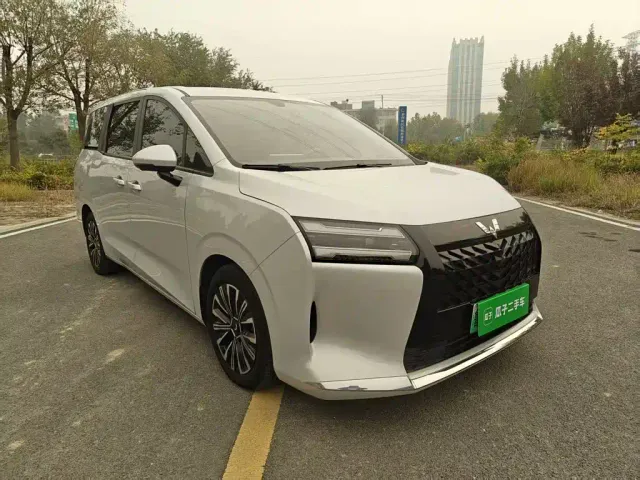 Wuling Starlight 730 — Фото автомобиля 3