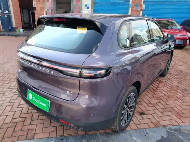 Leapmotor B10 — Фото автомобиля 6