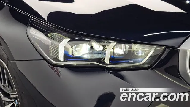 BMW 5 Series G60 — Фото автомобиля 7