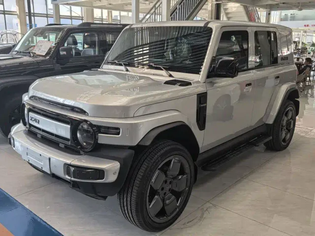 Фотография автомобиля — iCAR V23