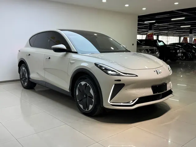 IM Motors LS7 — Фото автомобиля 3