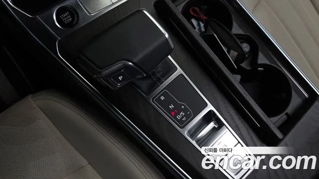 Audi A7 4K — Фото автомобиля 12