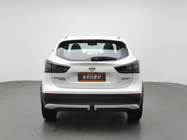 Nissan Qashqai — Фото автомобиля 4