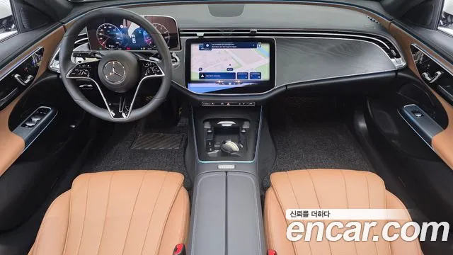 Mercedes-Benz E-Class — Фото автомобиля 7