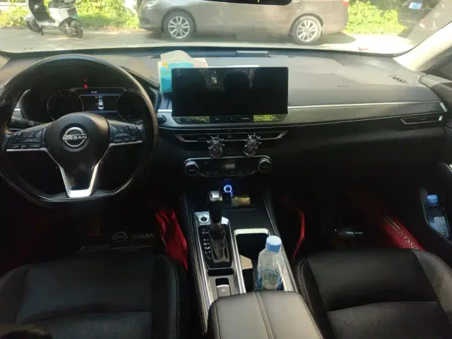 Nissan Teana — Фото автомобиля 12