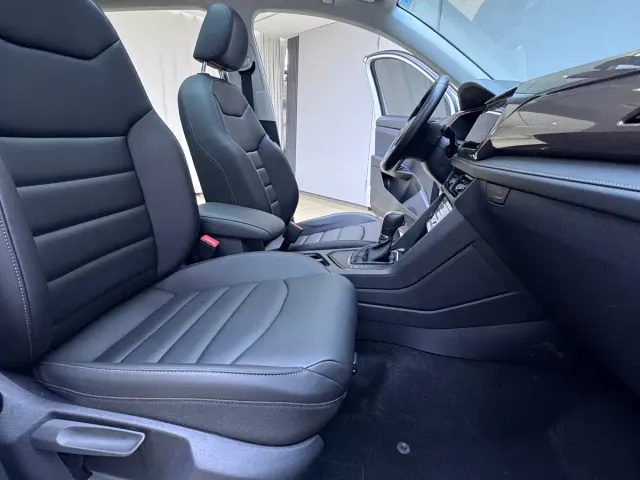Volkswagen Tharu — Фото автомобиля 16