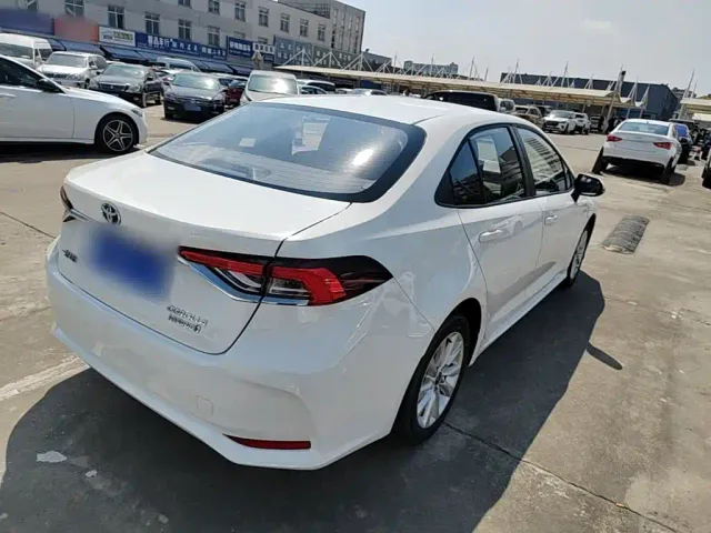 Toyota Corolla — Фото автомобиля 6