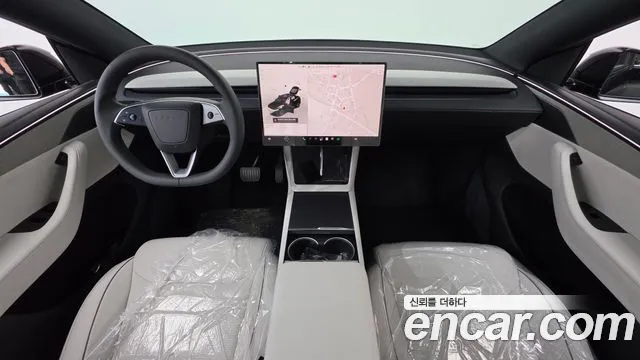 Tesla Model Y — Фото автомобиля 7