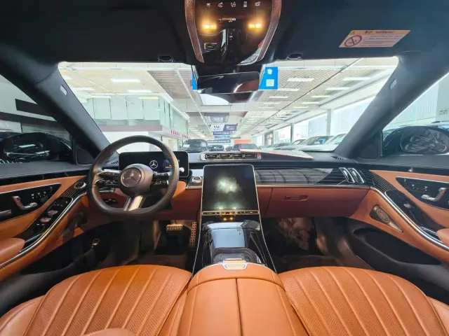 Mercedes-Benz S-Class — Фото автомобиля 4