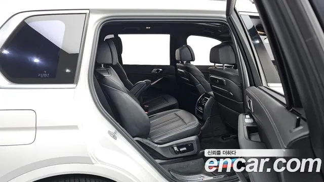 BMW X7 G07 — Фото автомобиля 17