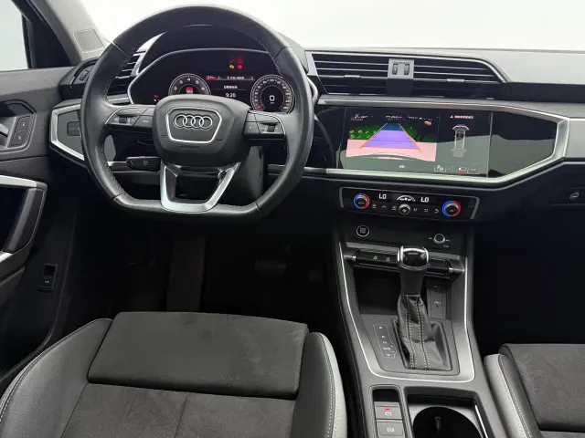 Audi Q3 — Фото автомобиля 10