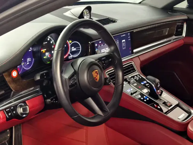 Porsche Panamera — Фото автомобиля 12