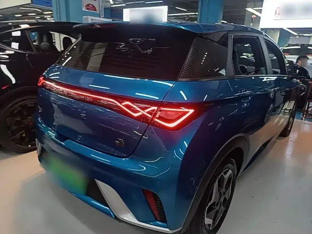 BYD Dolphin — Фото автомобиля 6