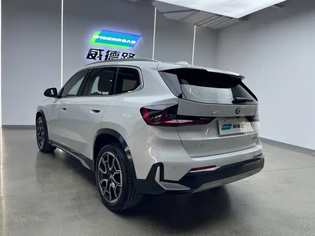 BMW X1 — Фото автомобиля 3