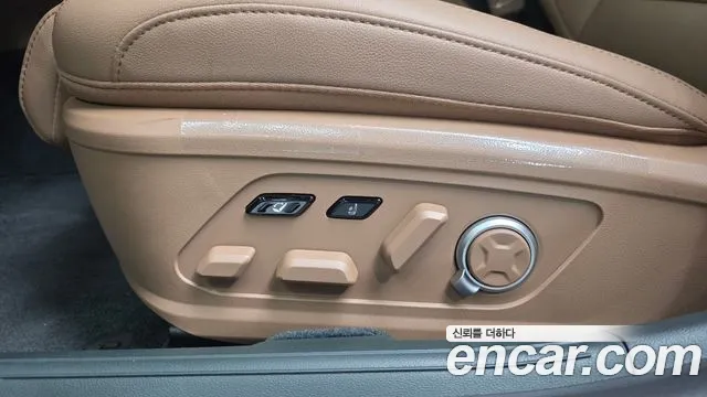 Hyundai Grandeur — Фото автомобиля 10