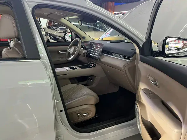 Landian E5 PLUS — Фото автомобиля 7