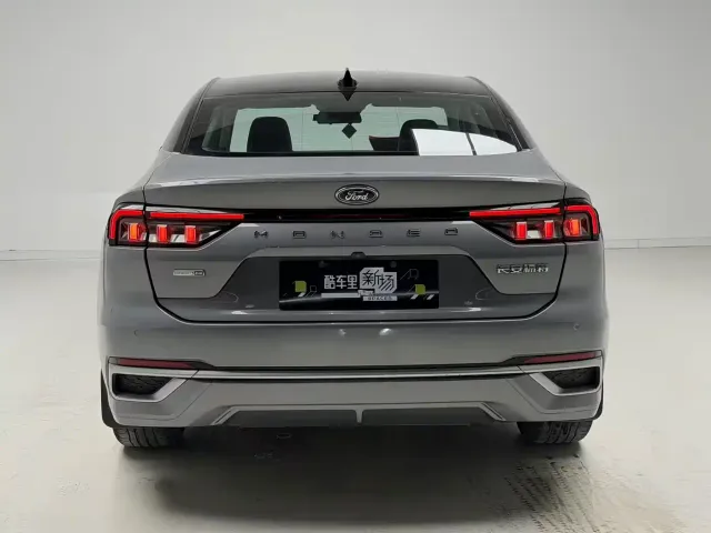 Ford Mondeo — Фото автомобиля 5